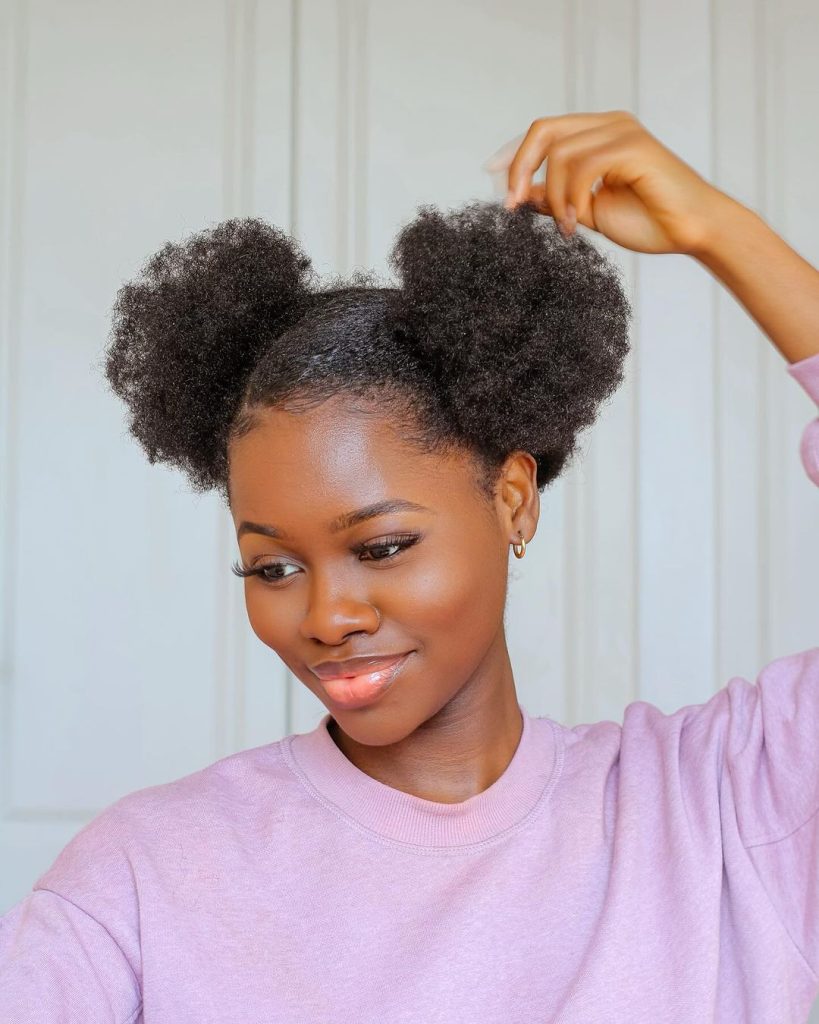 Puff With a Stylish Front